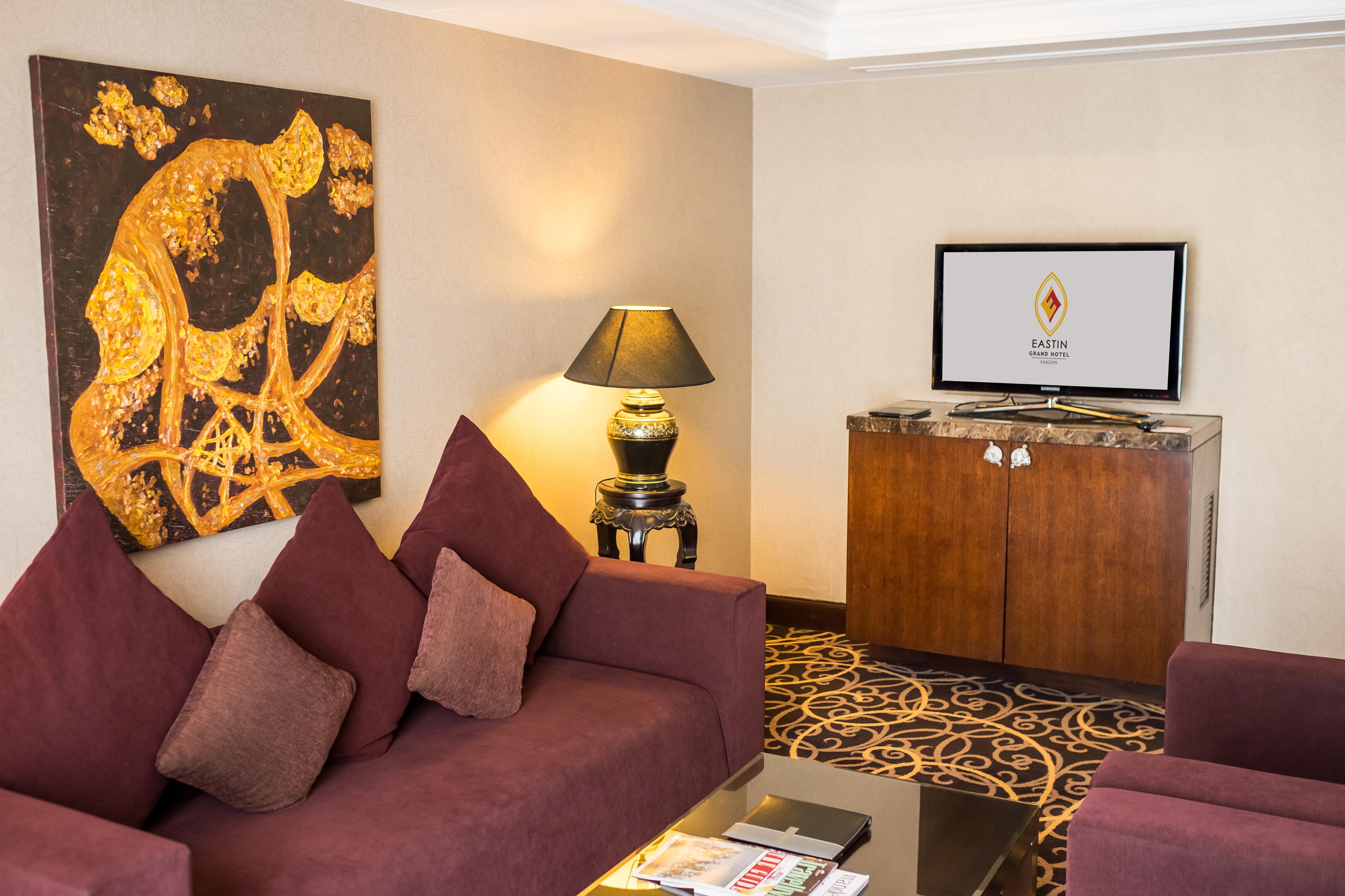 Eastin Grand Hotel Saigon Cidade de Ho Chi Minh Exterior foto A living room at the hotel